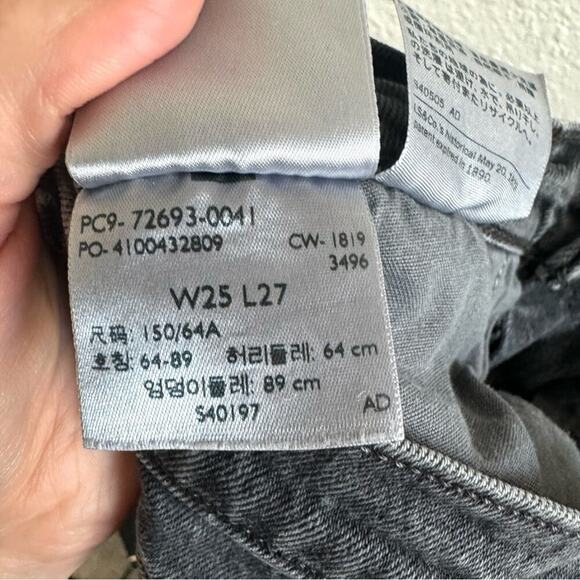 Levi's Jeans Women's 25 Ribcage Straight Ankle High Rise Fray Raw Hem Black Grey - Picture 6 of 9